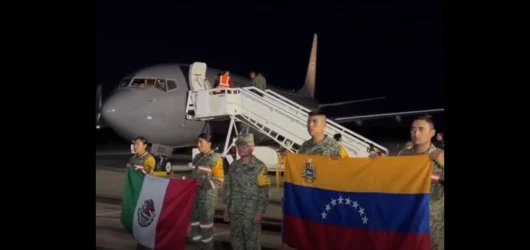 Rescatistas mexicanos llegan a Venezuela para apoyar tras los terremotos